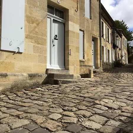 بيت ضيافة La Maison Colline Saint-Émilion