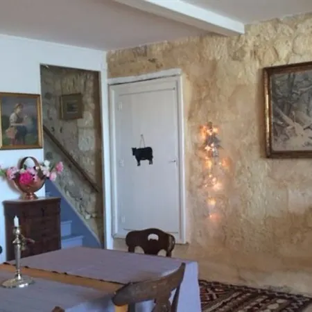 Konukevi La Maison Colline