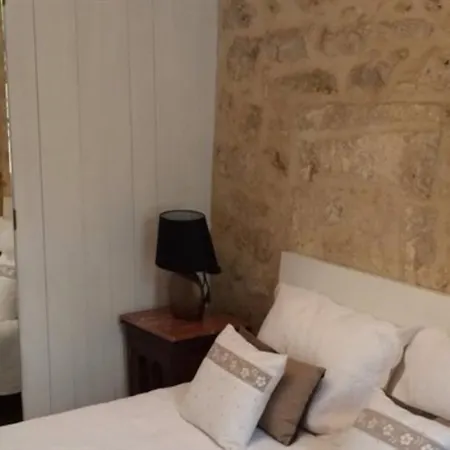 Konukevi La Maison Colline 4*