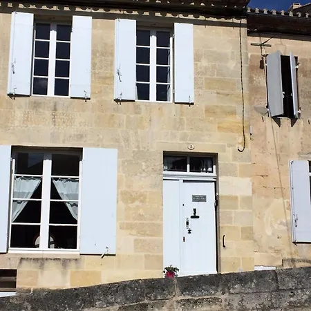 La Maison Colline 2*