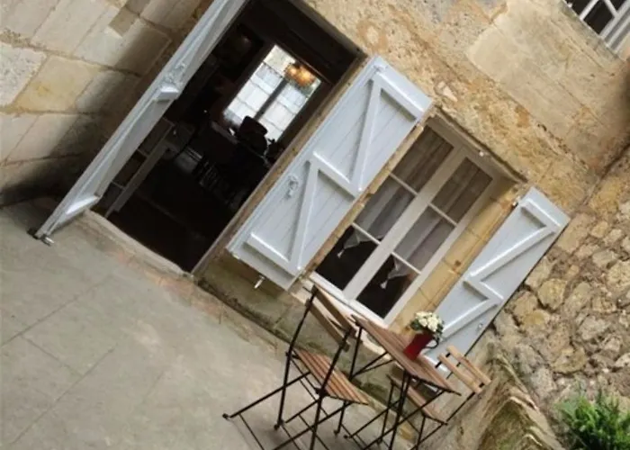 Gasthuis La Maison Colline 4*